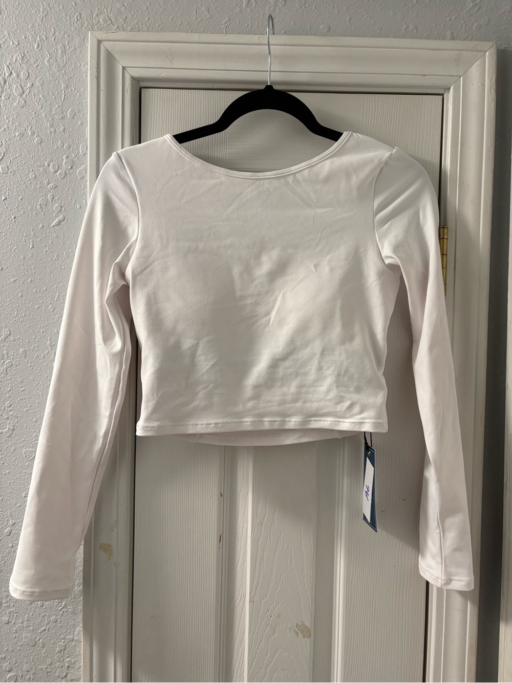 J.ING White Long-Sleeve Cropped Tee